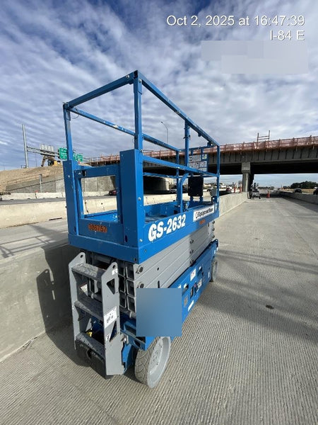 2023 GENIE GS-2632