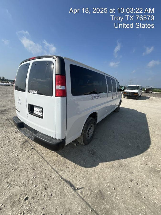 2023 CHEVROLET Express Van - Rental