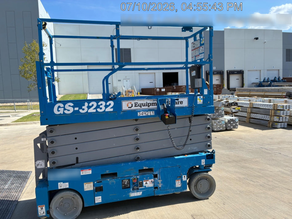 2023 GENIE GS-3232
