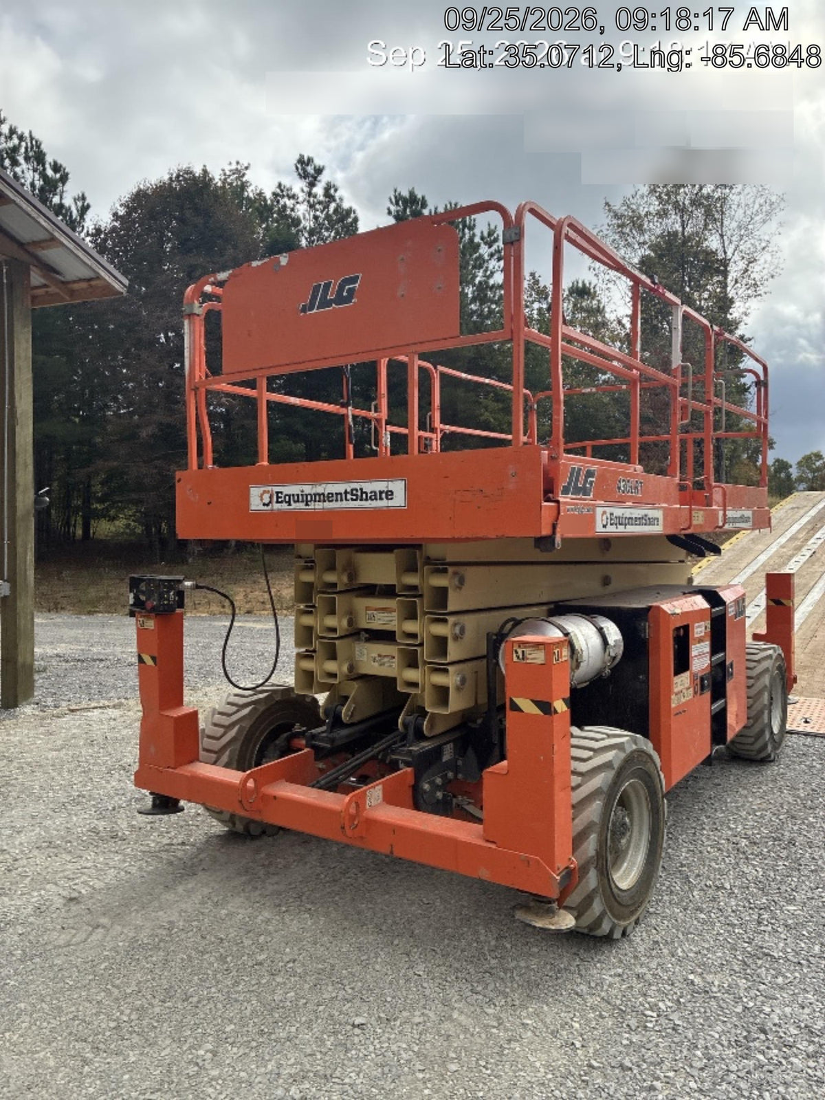 2020 JLG 430LRT