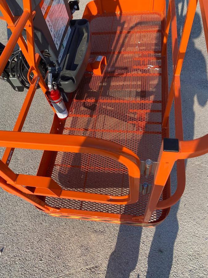 2025 JLG 1850SJ