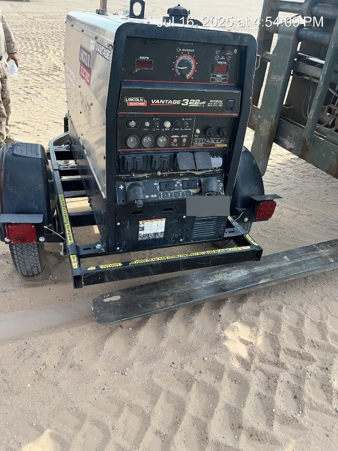2020 Lincoln Electric Vantage 322 Welder Ready-Pak 3, Two wheel trailer, Fender and Light kit, Cable Rack