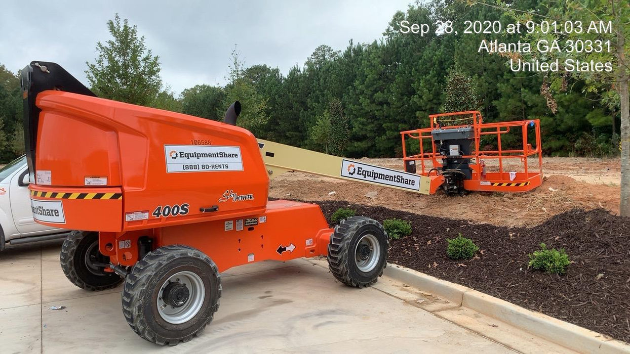 2020 JLG 400S Deutz Diesel, 4wd, FF Tires, Inward Self Closing Gate, Tool Tray, Beacon, 7.5kW Generator
