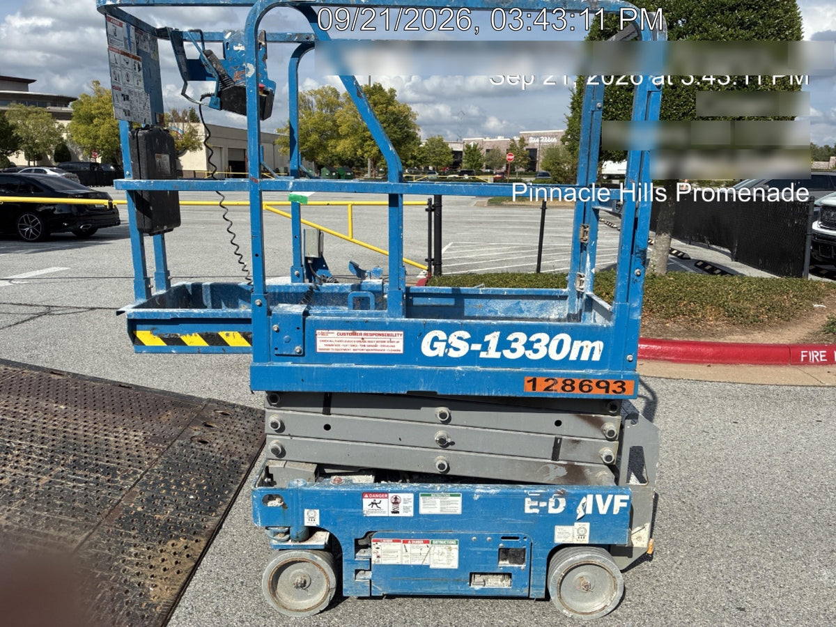 2021 GENIE GS-1330m
