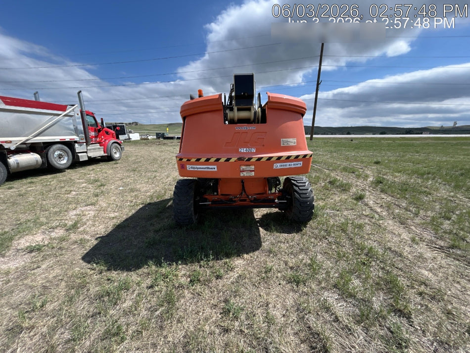 2022 JLG 660SJ