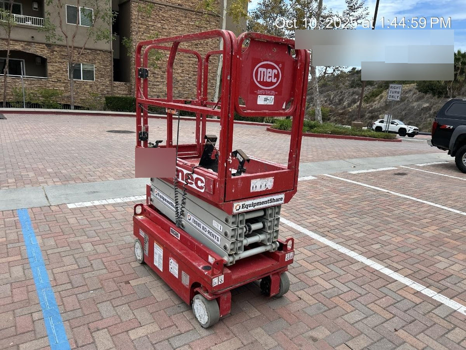 2020 MEC 1330SE Solid NM Tires, Steel Swing out Doors, LCS, Beacon, 900W Inverter