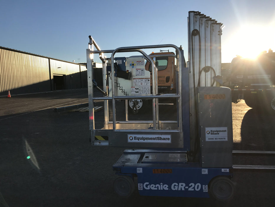 2020 GENIE GR-20