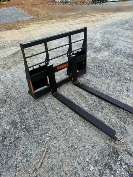 2022 ARROW MATERIAL HANDLING 48" Pallet Forks - Arrow
