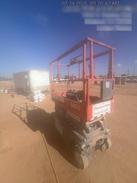 2020 Skyjack SJIII-3219 Solid NM Tires, Half height spring hinged entry gate, Dual Beacons, 800W Inverter