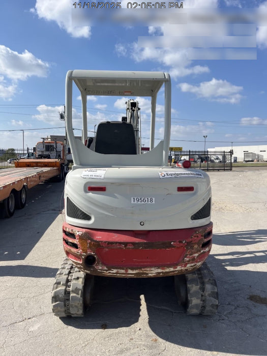 2021 TAKEUCHI TB235-2R