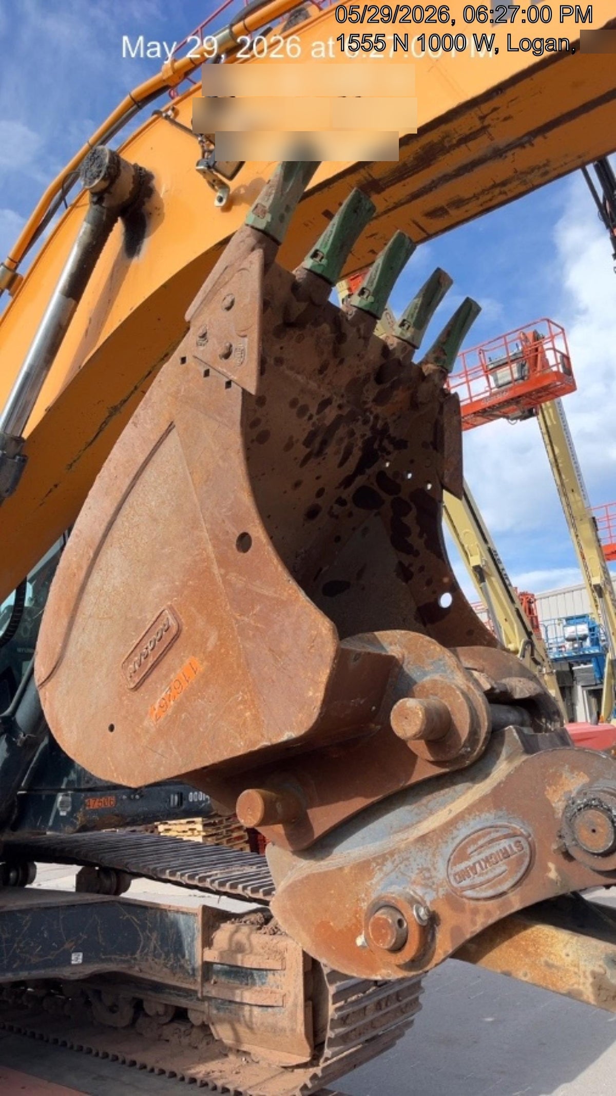 2020 DOOSAN Doosan 48" Bucket