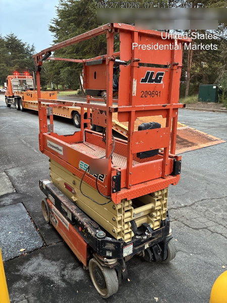 2022 JLG ES1932