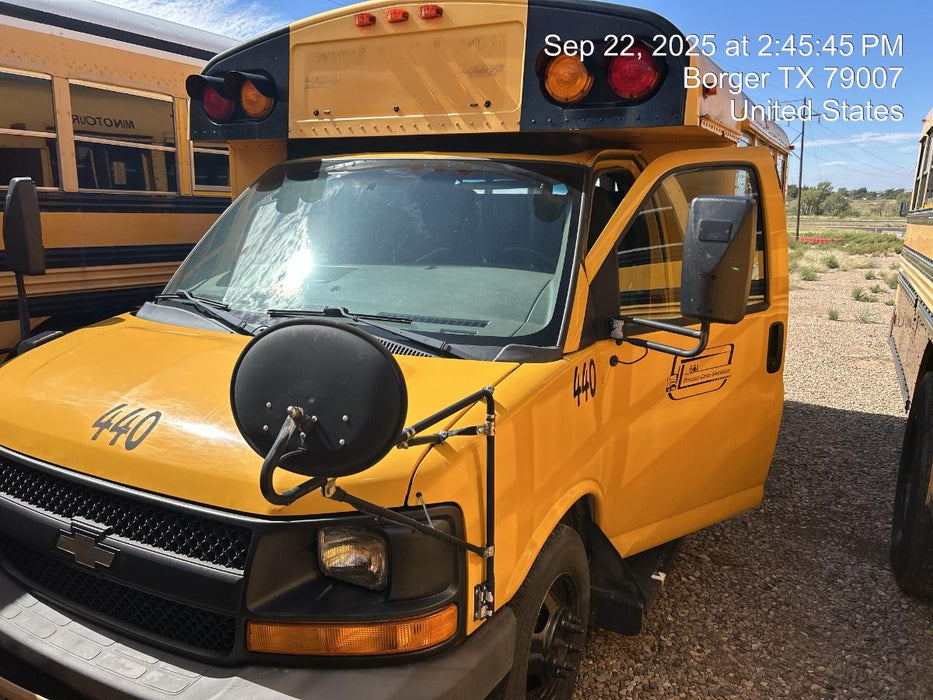 2014 CHEVROLET 3500 Bus