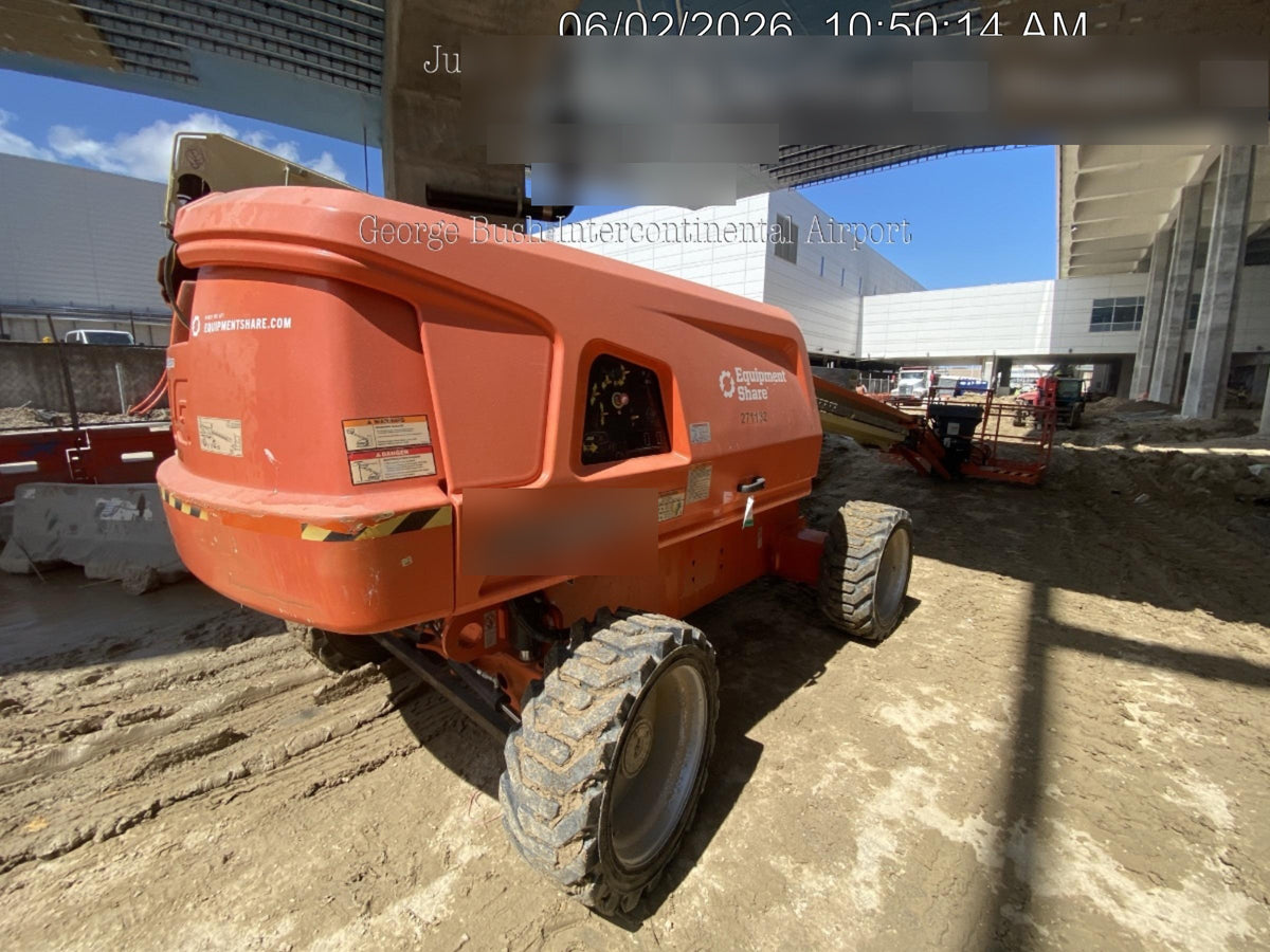 2022 JLG 660SJ