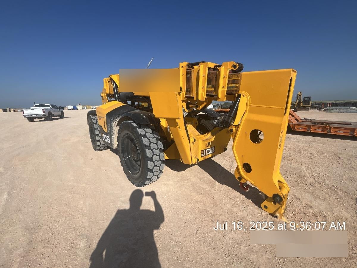 2025 JCB 512-56