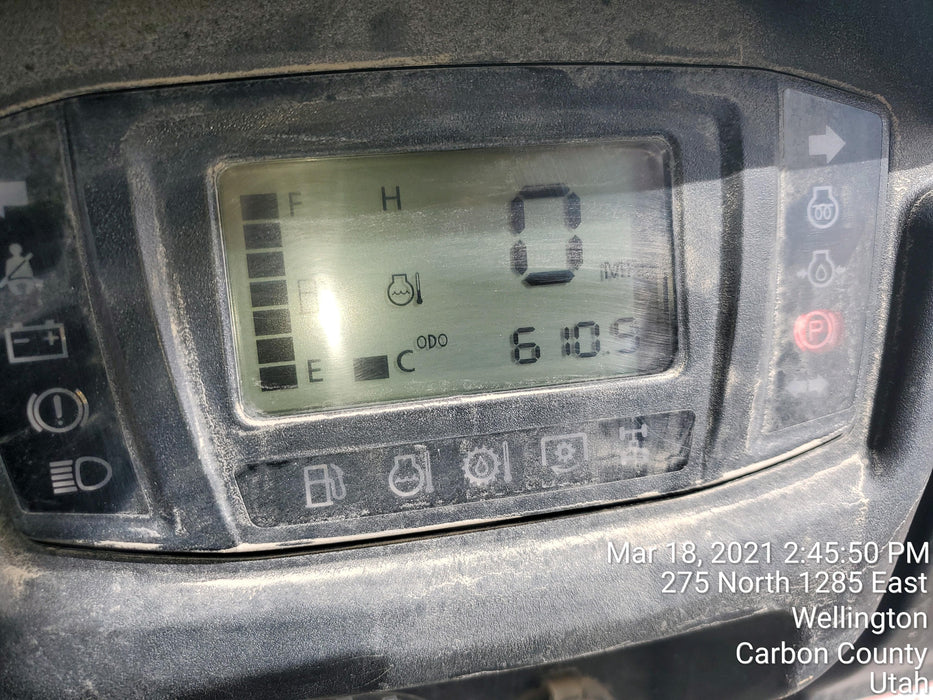 2020 Kubota RTV-X1140W-H 4WD, LED Strobe, Windshield Tempered Glass, Plastic Canopy, Wire Harness Kit, Backup Alarm