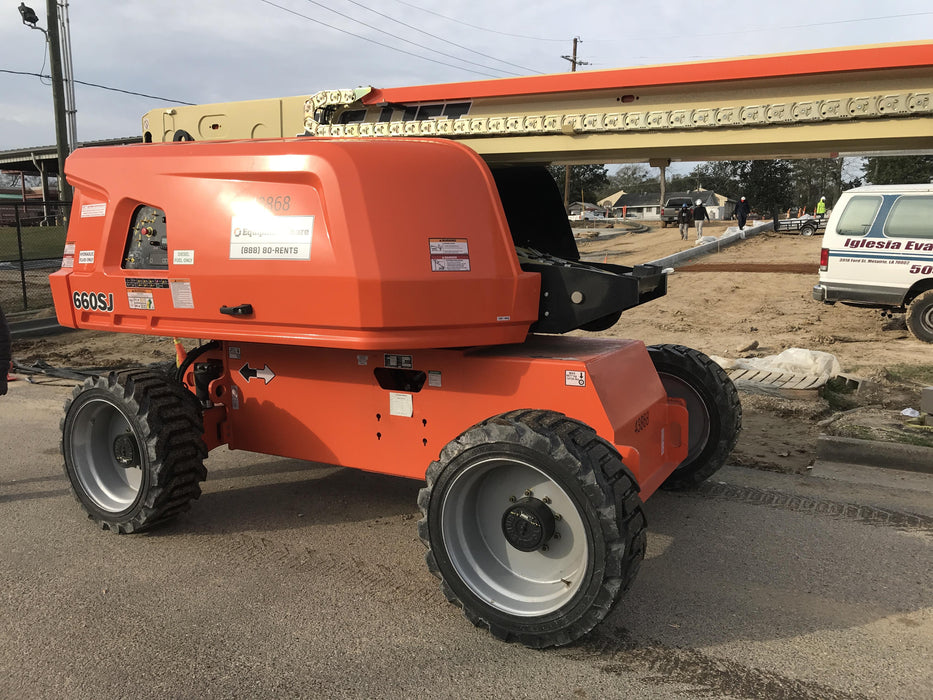 2019 JLG 660SJ