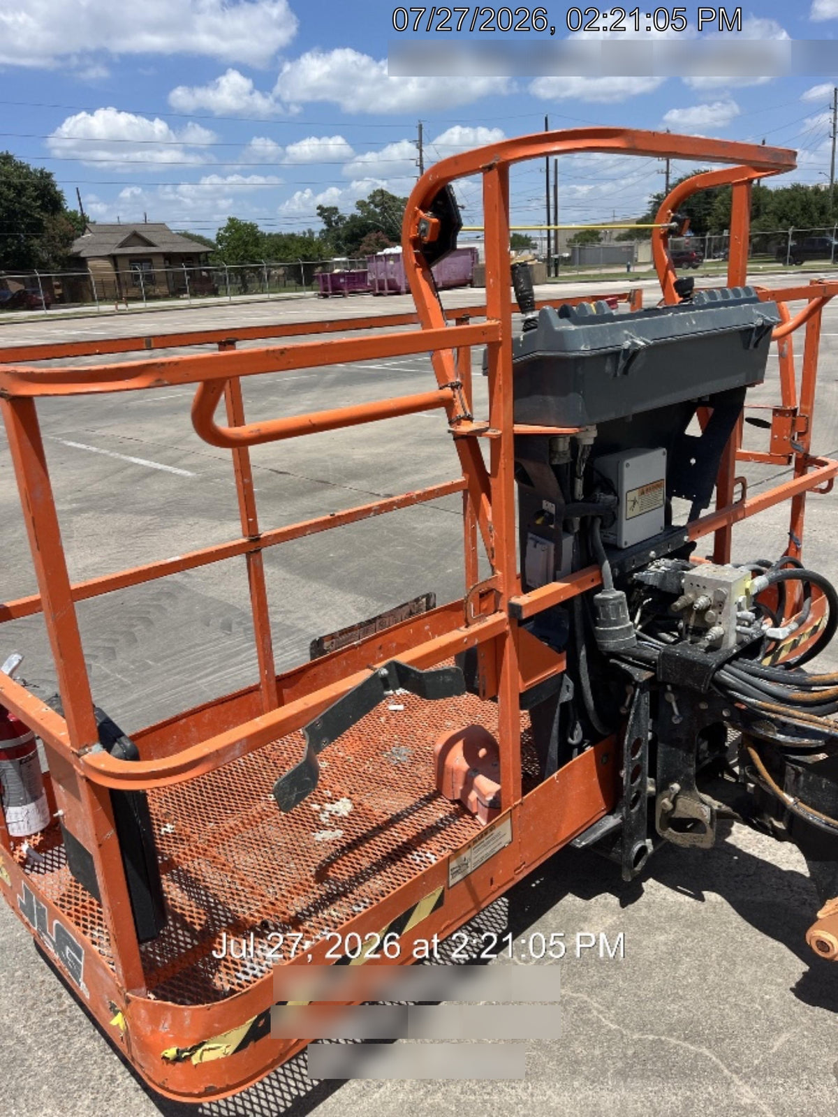 2022 JLG 660SJ