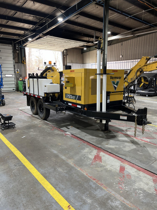 2021 Vac-Tron LP573XDT T4 Koehler Diesel Engine, 500 Gallon Debris Tank, x2 100 Gallon Water Tanks