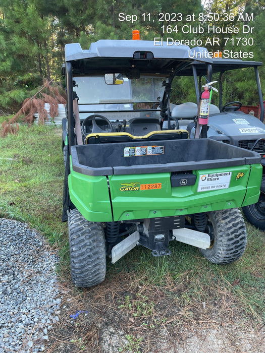 2020 John Deere XUV560E GATOR 4wd Utility Cart, Gas, 2 Seat, LED Strobe, Windshield Tempered Glass, Plastic Canopy, Wire Harness Kit, Backup Alarm