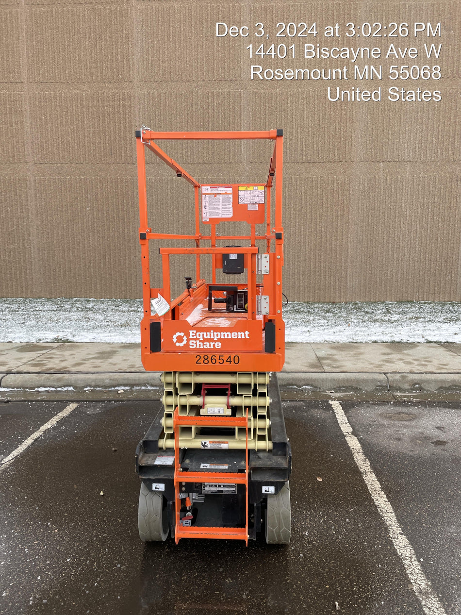 2022 JLG ES2632