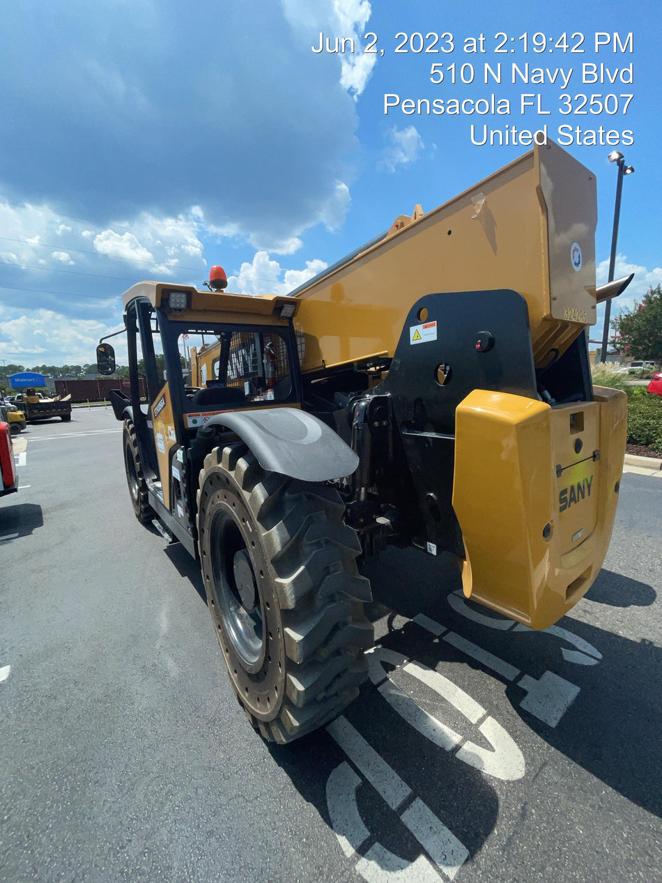 2023 SANY STH1056