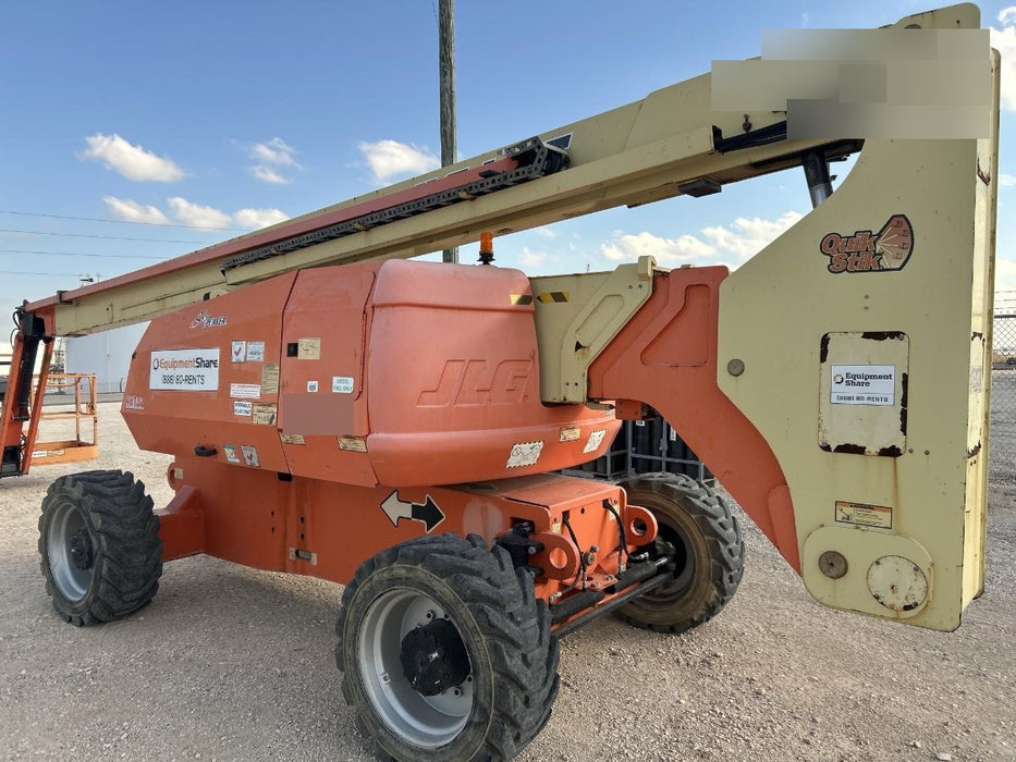 2019 JLG 800AJ