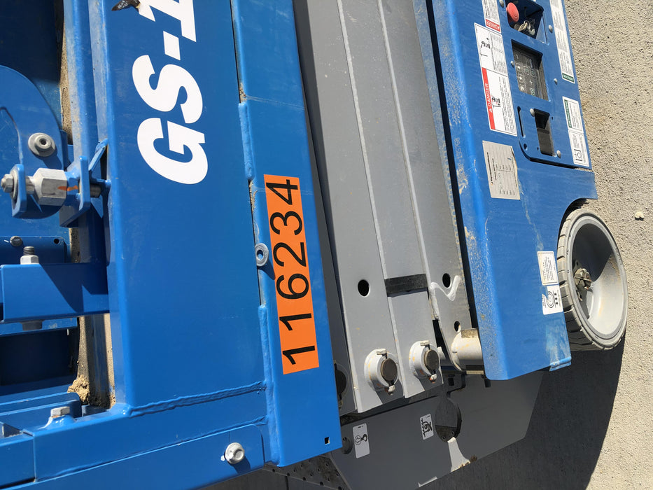 2020 Genie GS-1930 Solid Non Marking Tires, Beacon, Folding rails with half height swing gate