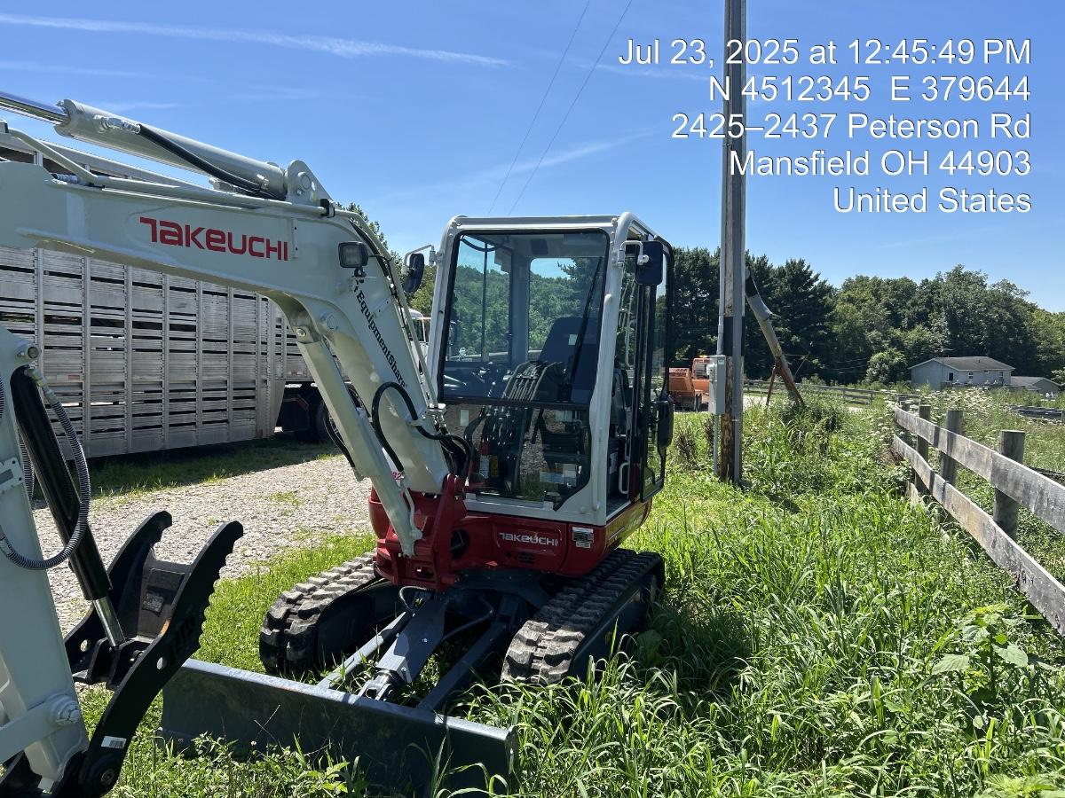 2025 TAKEUCHI TB235-2CR