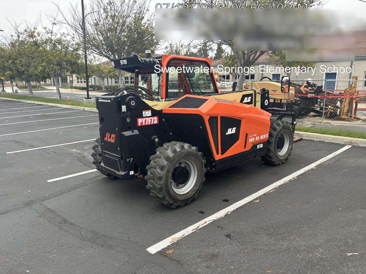 2025 JLG 519