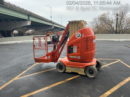 2022 JLG 26E