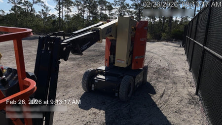 2025 JLG E300AJP