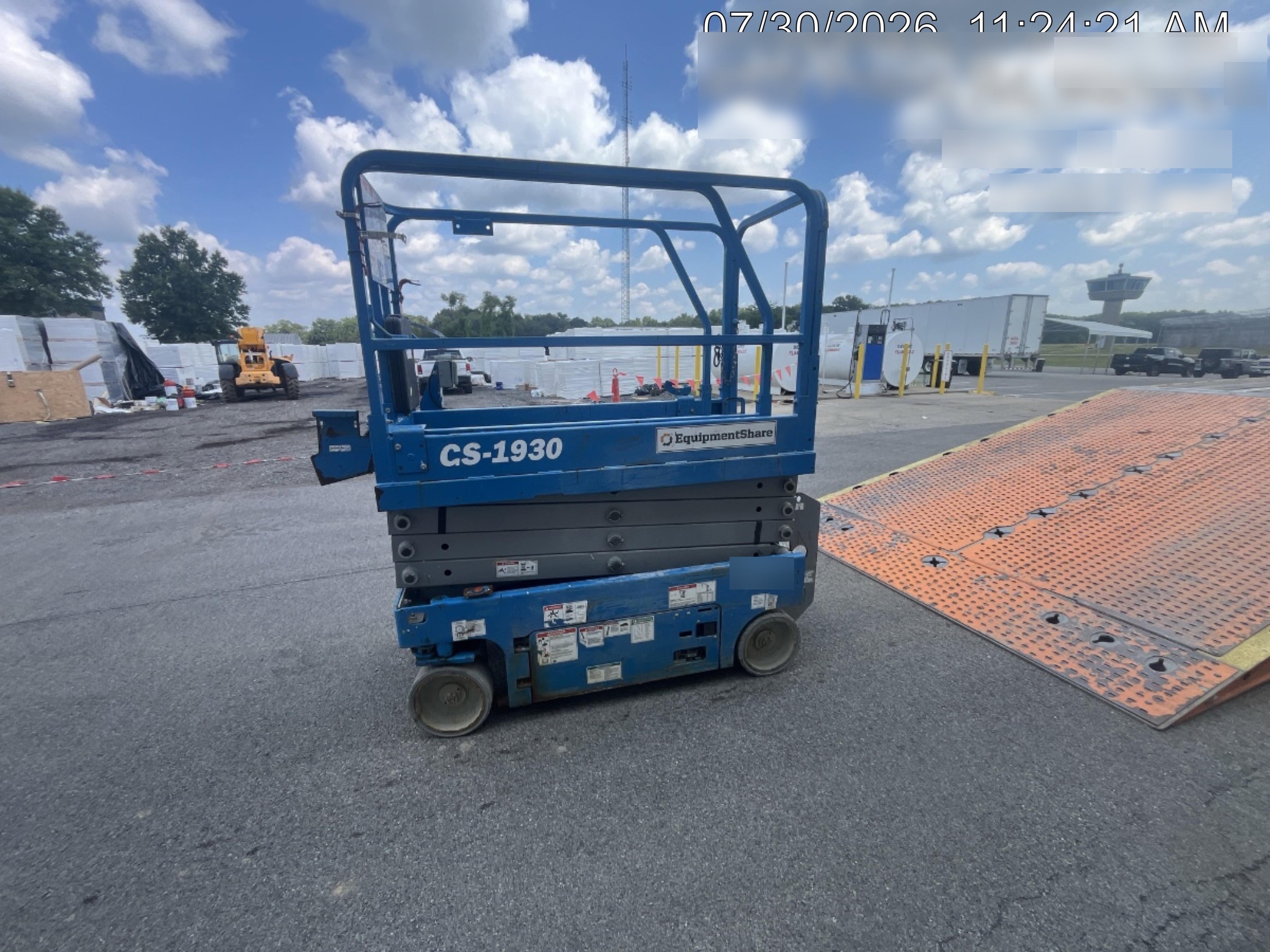 2019 Genie GS-1930 Fixed rails with chain Entry