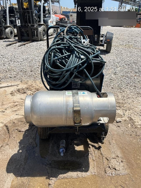 2019 Miller Electric BOBCAT 250 Standard w/Running Gear, Bracket, Hose